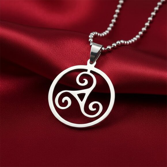 Silver Stainless Steel Triskelion Celtic Spiral Fashion Necklace Unisex NWOT - Picture 5 of 7